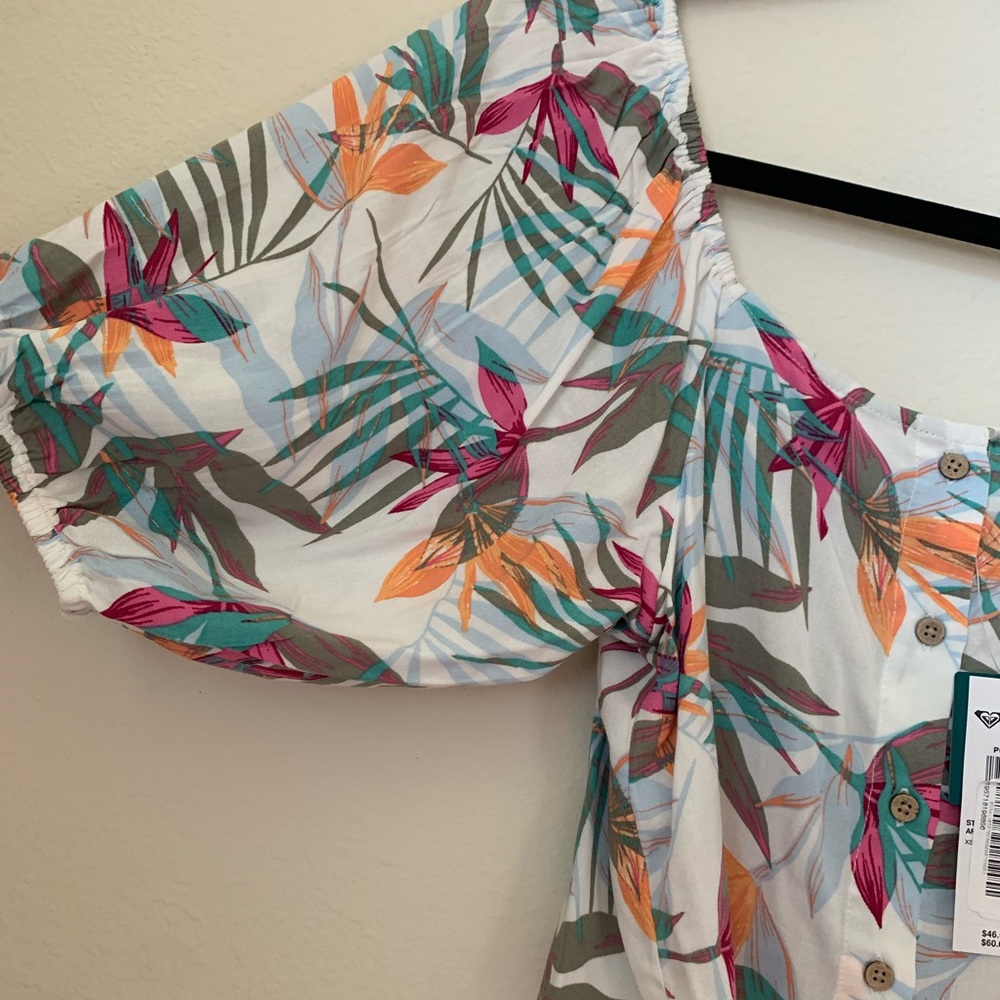NWT- Roxy pure sugar crop top white floral - size XS - Picture 7 of 10